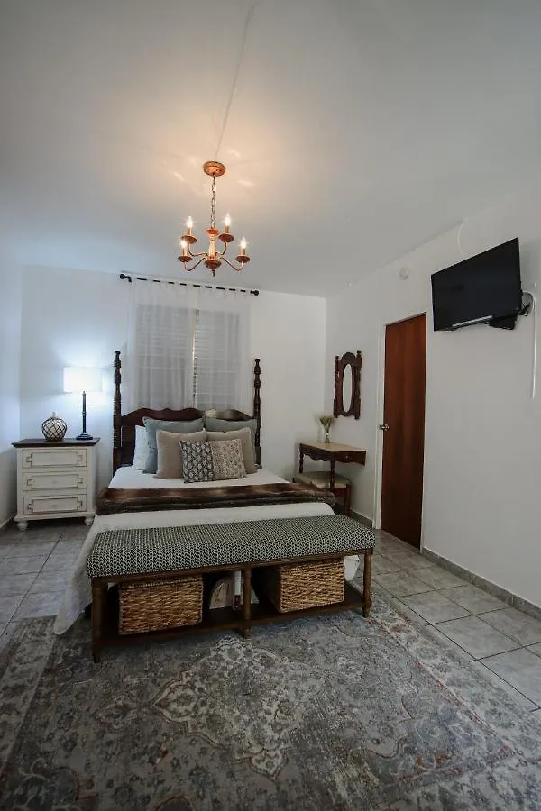Country house Hacienda Tres Casitas Guest House Cabo Rojo