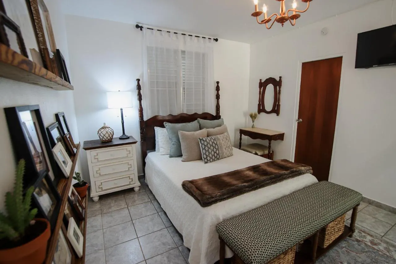 Country house Hacienda Tres Casitas Guest House Cabo Rojo